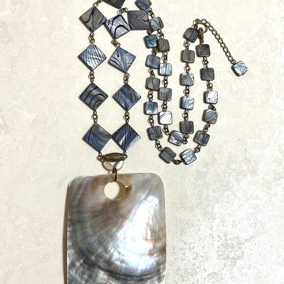Rainbow Abalone Pendant & Dark Blue Mother of Pearl Bronze Link Long Necklace - Picture 2 of 15